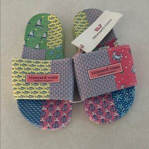 Vineyard Vines Kids' Colorful Patterned Slide Sandals